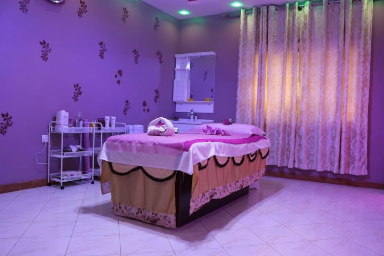 AL HAYAT SPA