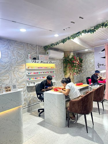 AM Nails & Lashes Bar