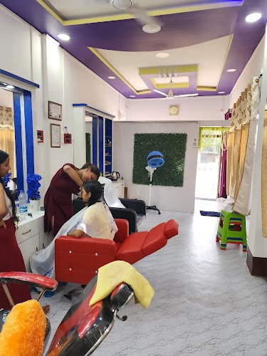 ARCHANA MAKE UP & BEAUTY PARLOUR