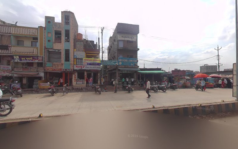 Aditya Gent's Parlor