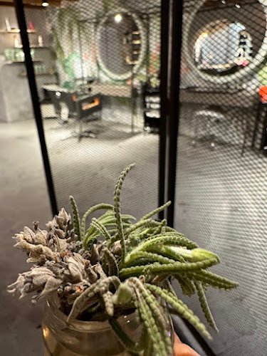 Ana - Estetacosmetóloga em Veranópolis