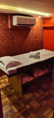 Atharava Spa In Seawoods