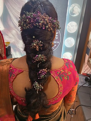 BEAUTY ART LADIES HERBAL BEAUTY PARLOUR