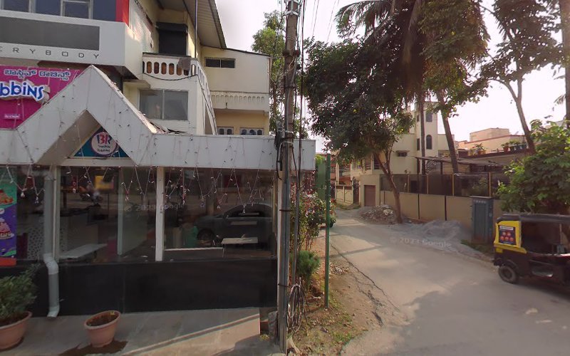 Brownz Beauty salon n spa