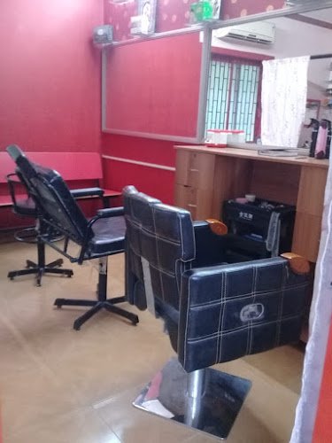 Cimona Herbal Beauty Parlour