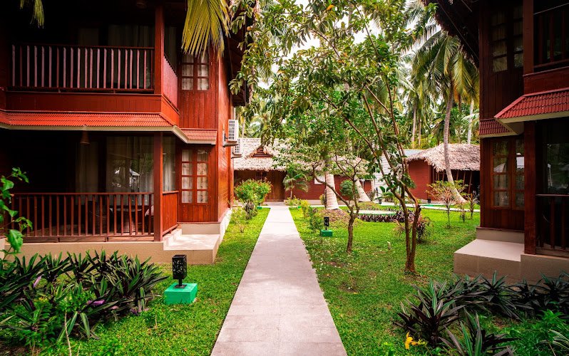 Coral Reef Resort & Spa