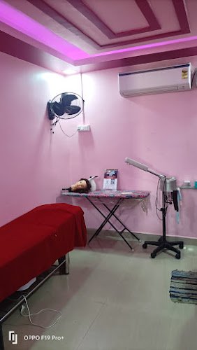Dia6 Beauty Parlour