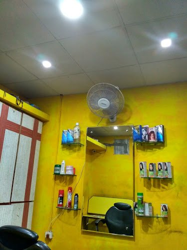 Different Mens Saloon