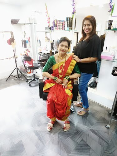 Divine Beauty Salon by So Cute