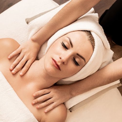 Dreamworks Spa - Radisson Blu Media City