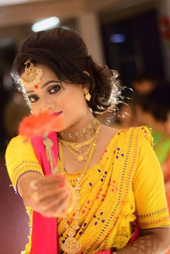 Ellena Unisex Spa and Salon