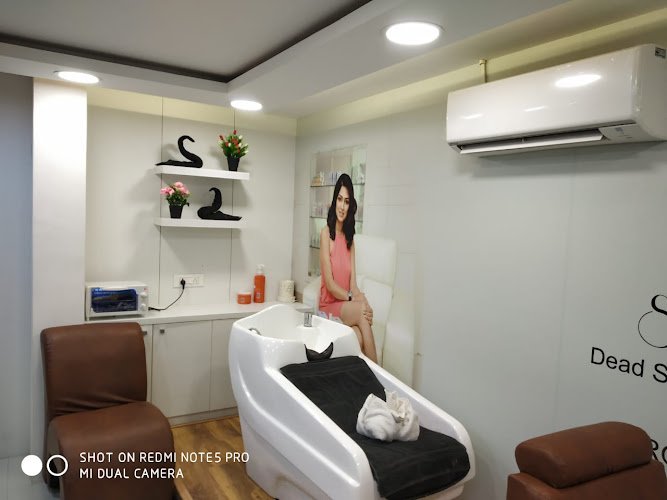 Essensuals By Toni & Guy