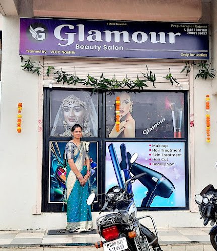 GLAMOUR BEAUTY SALON