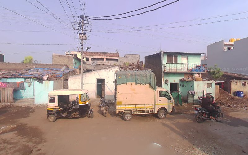 GOLDEN LOOK BEAUTY PARLOUR