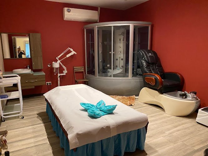 Garden Spa And Massage