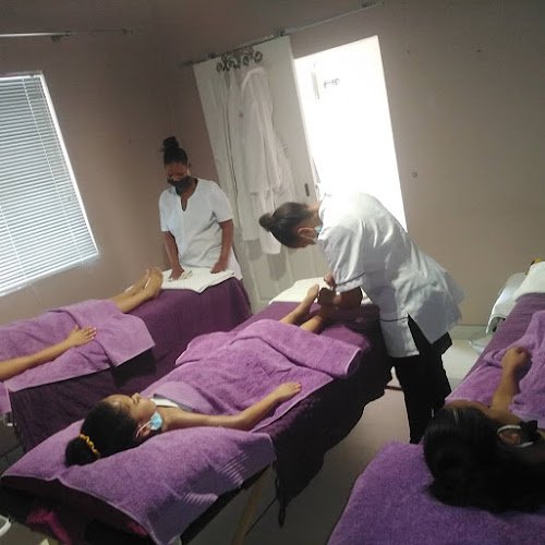 Grand Divas (Pty) Ltd