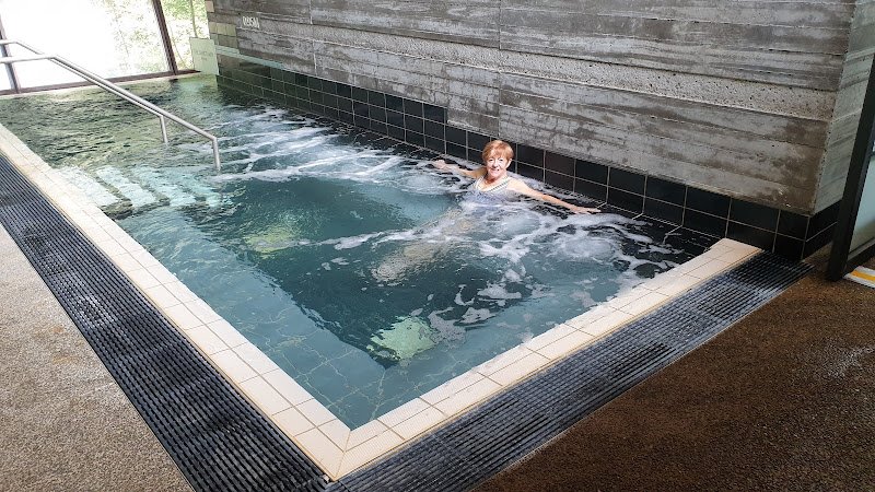 Hepburn Bathhouse & Spa