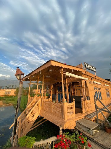 Houseboat Nairobi