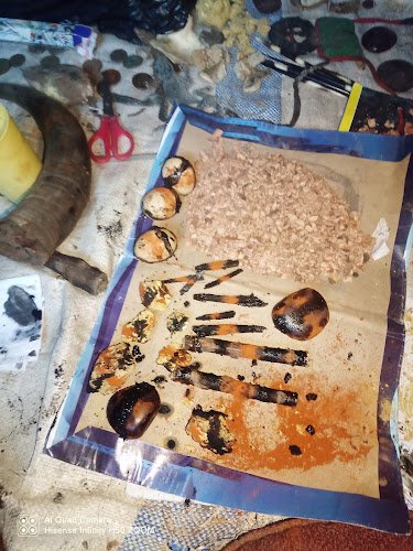 IM TRADITIONAL HEALS