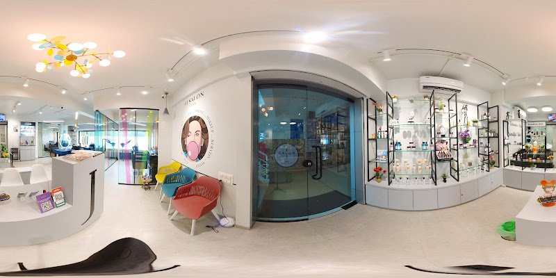 J Salon-Best Hair Treatment/Best Makeup Artist/Best Hair stylist/Unisex Salon/Best Female Salon in Latur