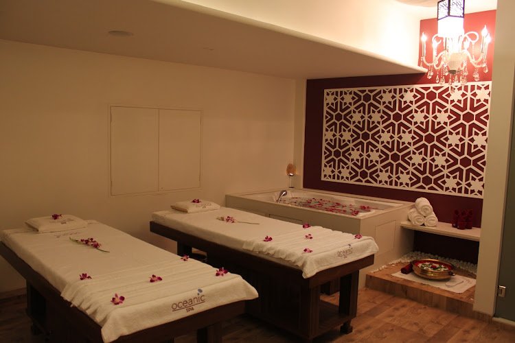 Kamla DayNight OutCall Massage Spa Center