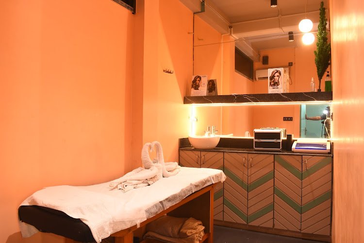 Katchers Unisex Salon