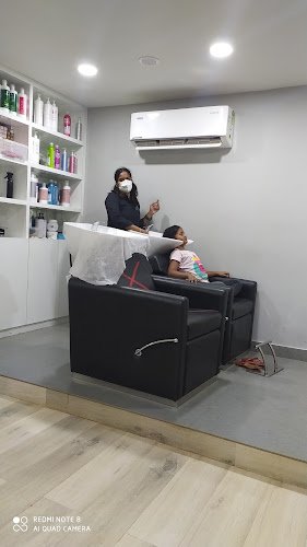 Lakme Salon