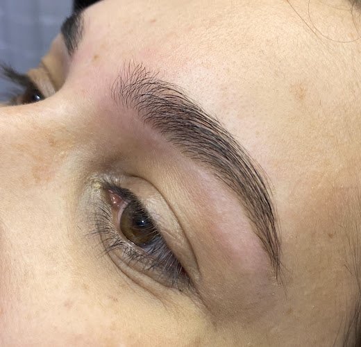 Larissa Morente Sobrancelhas