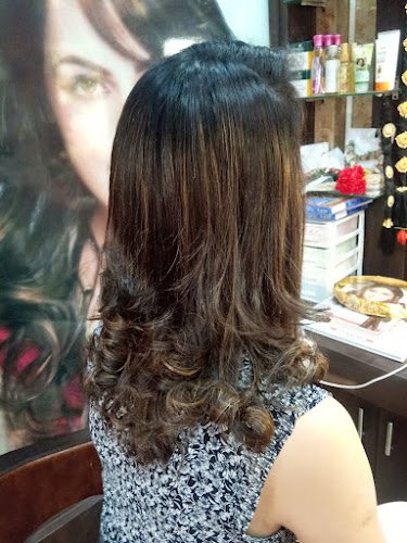 Lilyan [spa] beauty parlour