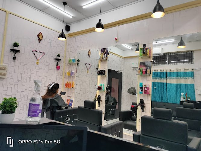Magic Fingers 7 a unisex salon