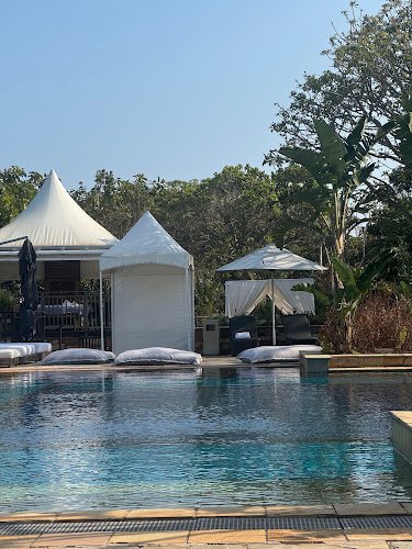 Mangwanani The Capital Hotel Zimbali