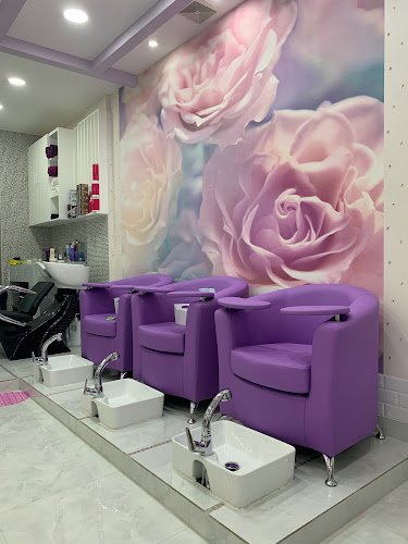 MarMar ladies salon