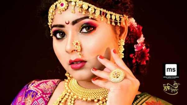 Mirror Salon & Academy