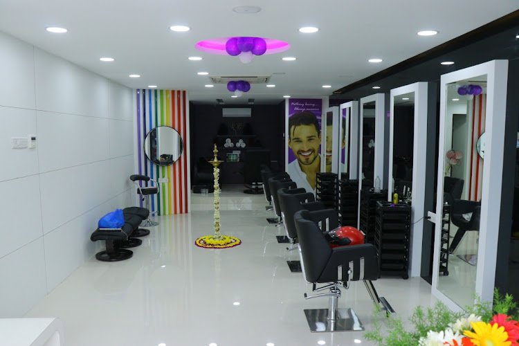 Naturals Salon