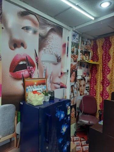 New Look Ladies Beauty Parlour & Salon