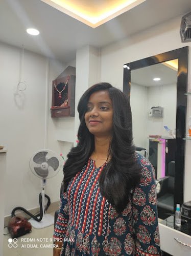 POISE UNISEX SALON & ACADEMY