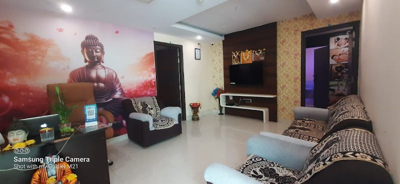 POWER HANDS BEAUTY SPA