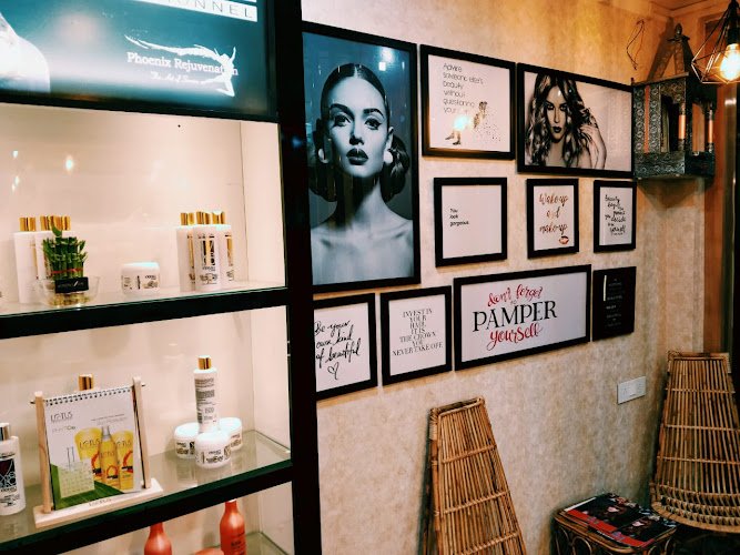 Phoenix Professional Family Salon And Academy Tinsukia