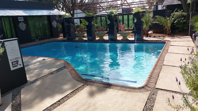 Royal Tree Spa & Guesthouse