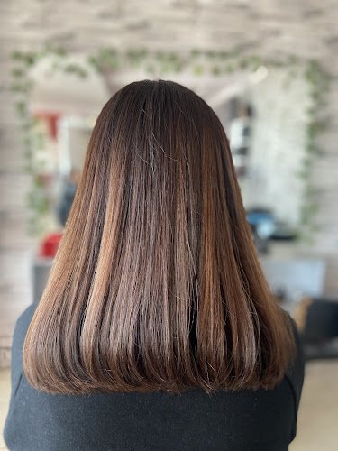 STUDIO REM (House of beauty)Unisex Salon