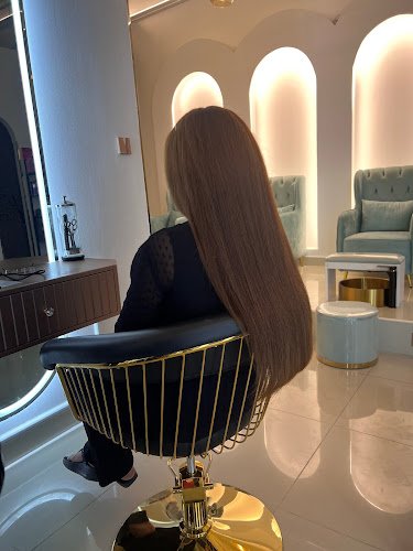 Signature Ladies Salon LLC