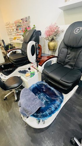 Signature Nails Beauty Lounge