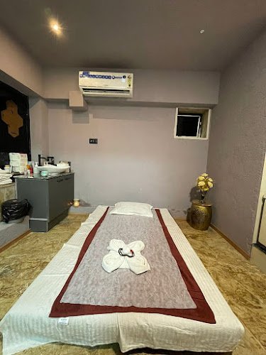 Spa Nest (Spa In Bandra West)