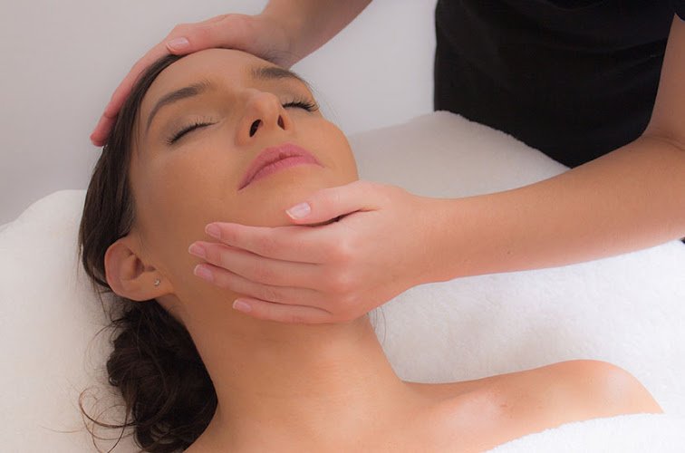 Stephanies Urban Spa