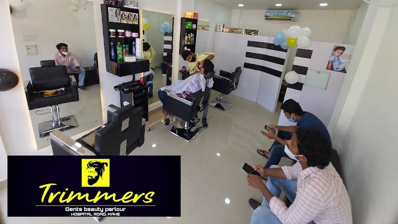 TRIMMERS GENTS BEAUTY PARLOUR - Mahe