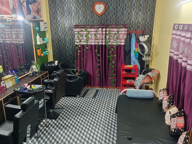 The Glam Ladies Beauty Parlour