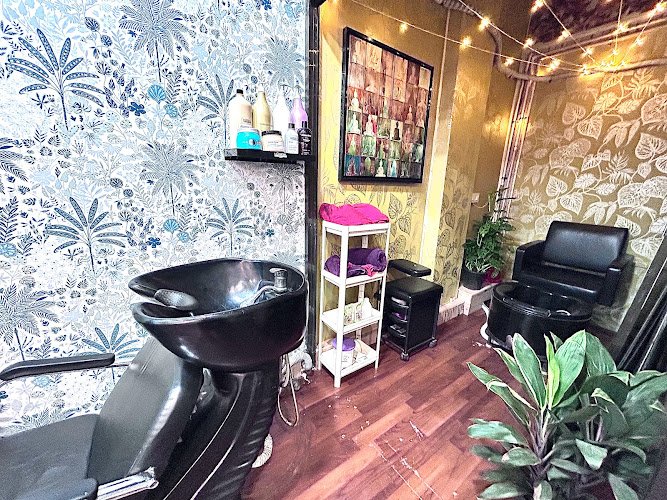 VERVE Hair & Beauty Salon Top salon in Chembur