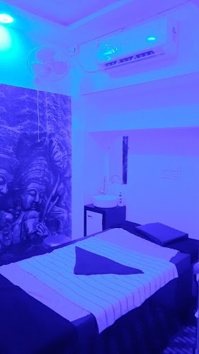 Virat Unisex Spa & Salon