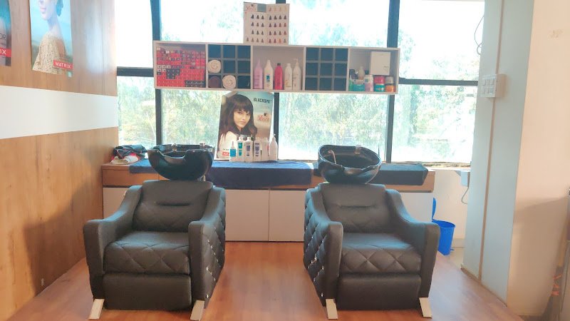 Xtent Unisex Salon Spa