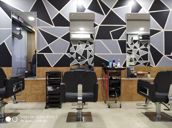 YORK Unisex Spa Salon